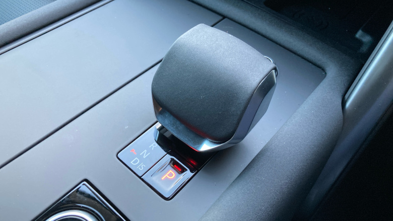 Land Rover Discovery 3.0 D350 Dynamic SE 5dr Auto Diesel Station Wagon